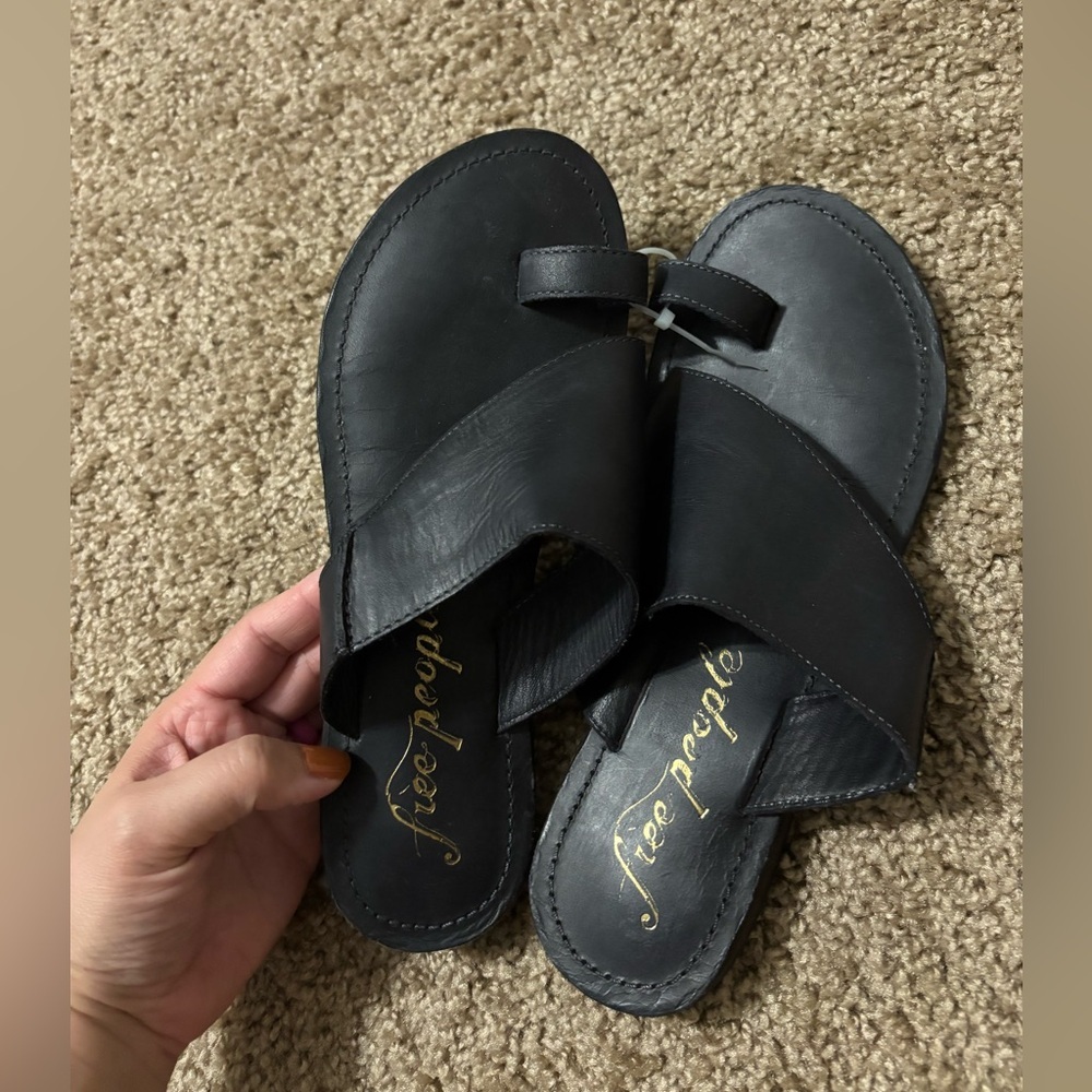 Free People Abilene Toe Loop Sandal Size 7 - Picture 6 of 6